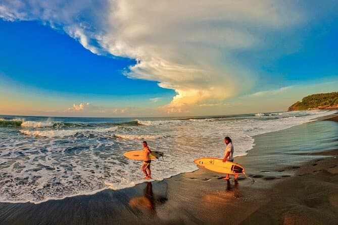 Surf Lesson at El Tunco
